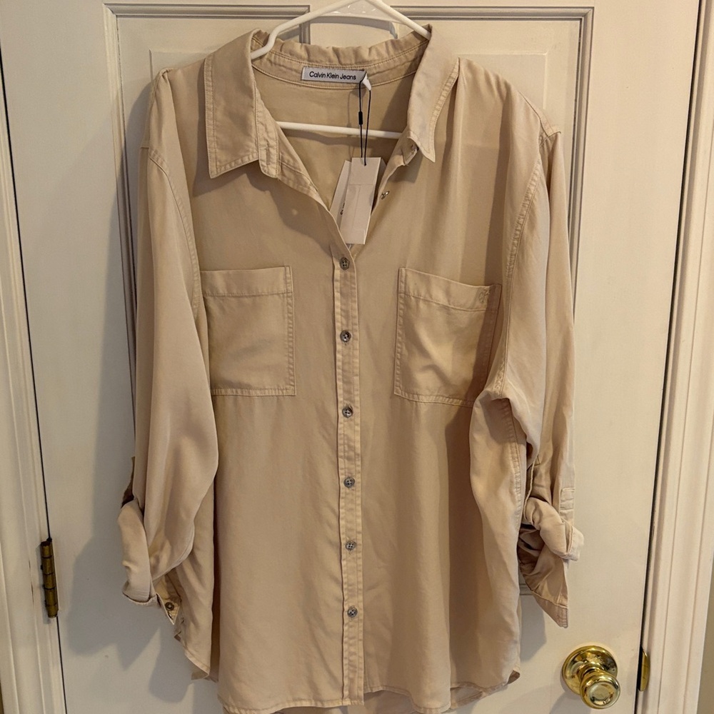 Calvin Klein Jeans womens Beige Button-Down Shirt 1x brand new with tags